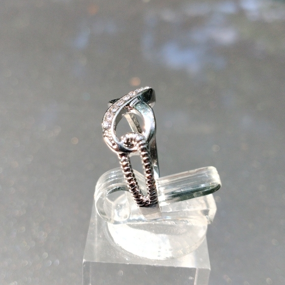 Infinity symbol silver ring - Picture 3 of 7